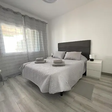 Apartamento Newly Renovated With 2 Terrace, 2 Bedroom, 5min *