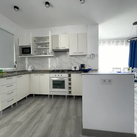 Newly Renovated With 2 Terrace, 2 Bedroom, 5min Apartamento Puerto de Santiago (Tenerife)
